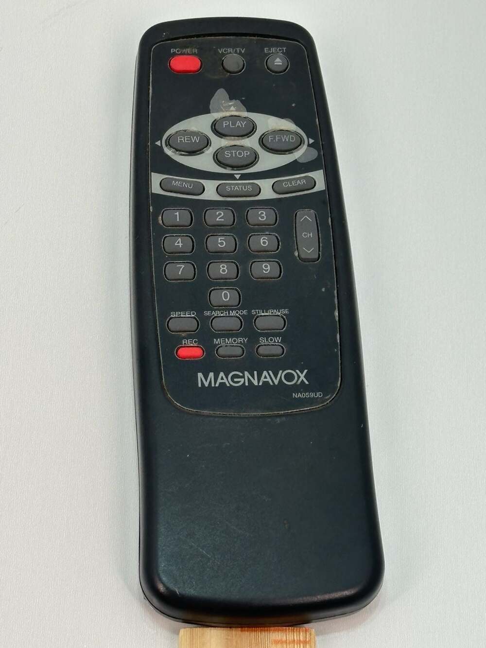 Magnavox NA059UD VCR Remote Control